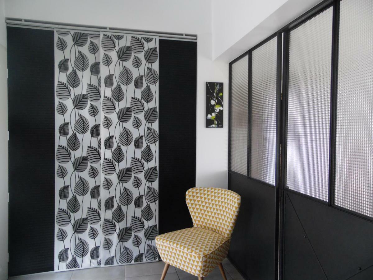 Chambre Les Hortensias Challans Exterior photo